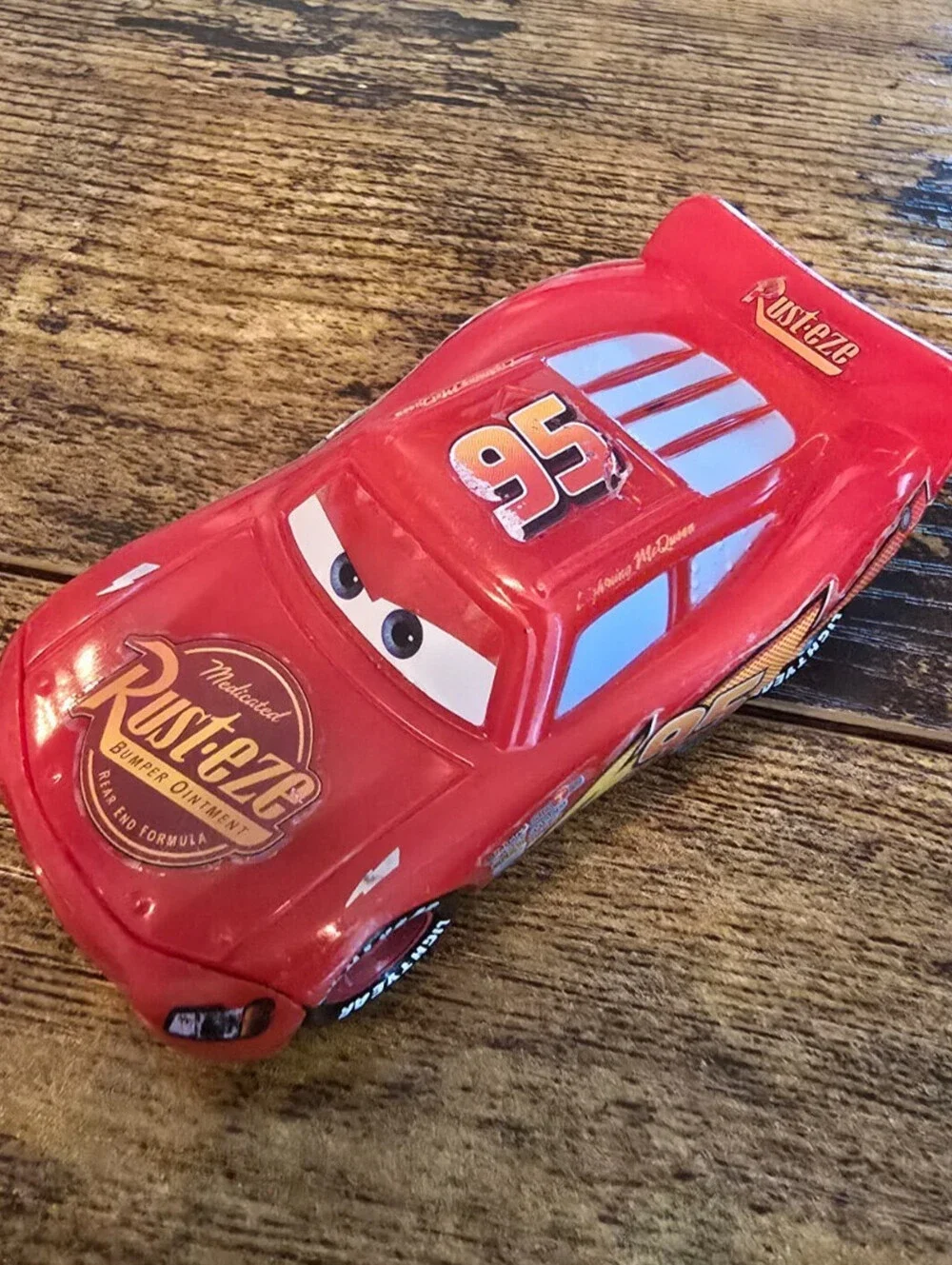 Mattel Disney Pixar Cars Lightning McQueen Rust-Eze 95 Toy Car Diecast